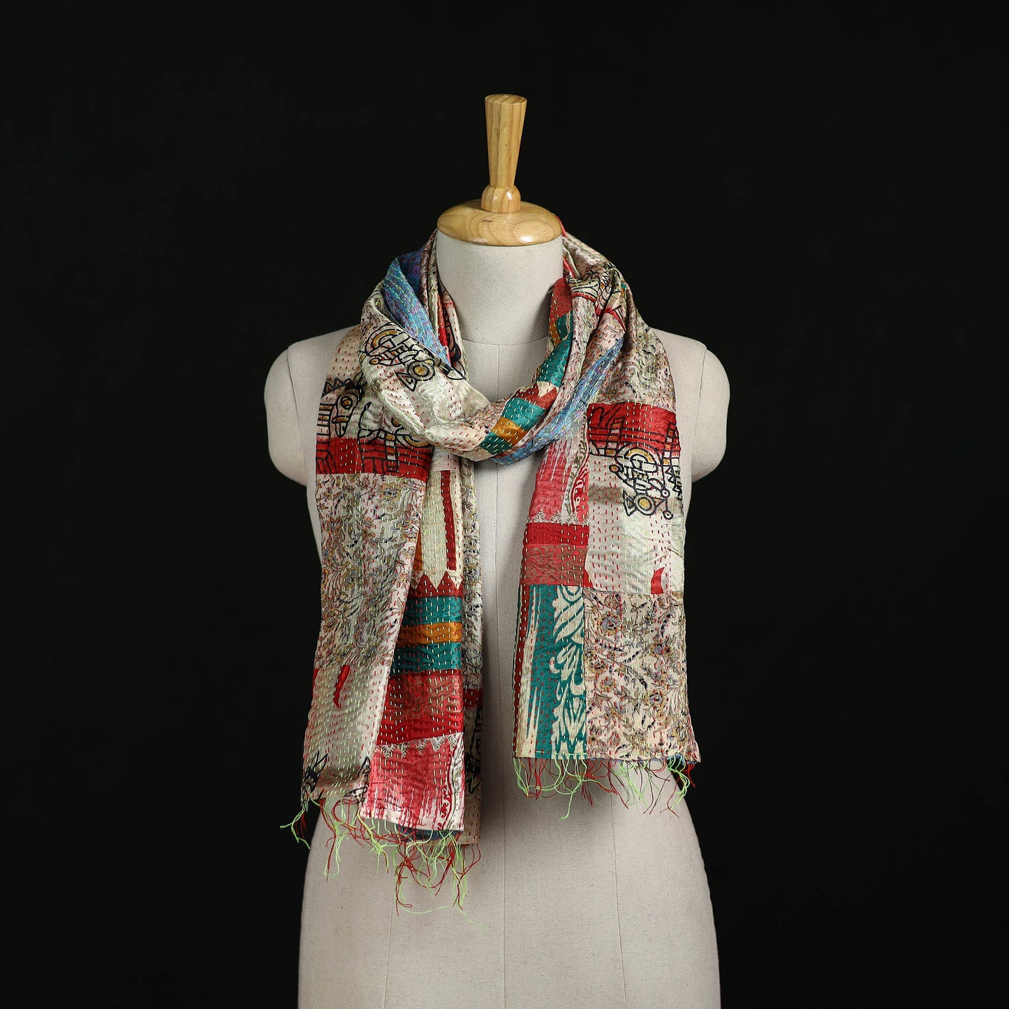 Bengal Kantha Handwork Patchwork Reversible Silk Stole 11