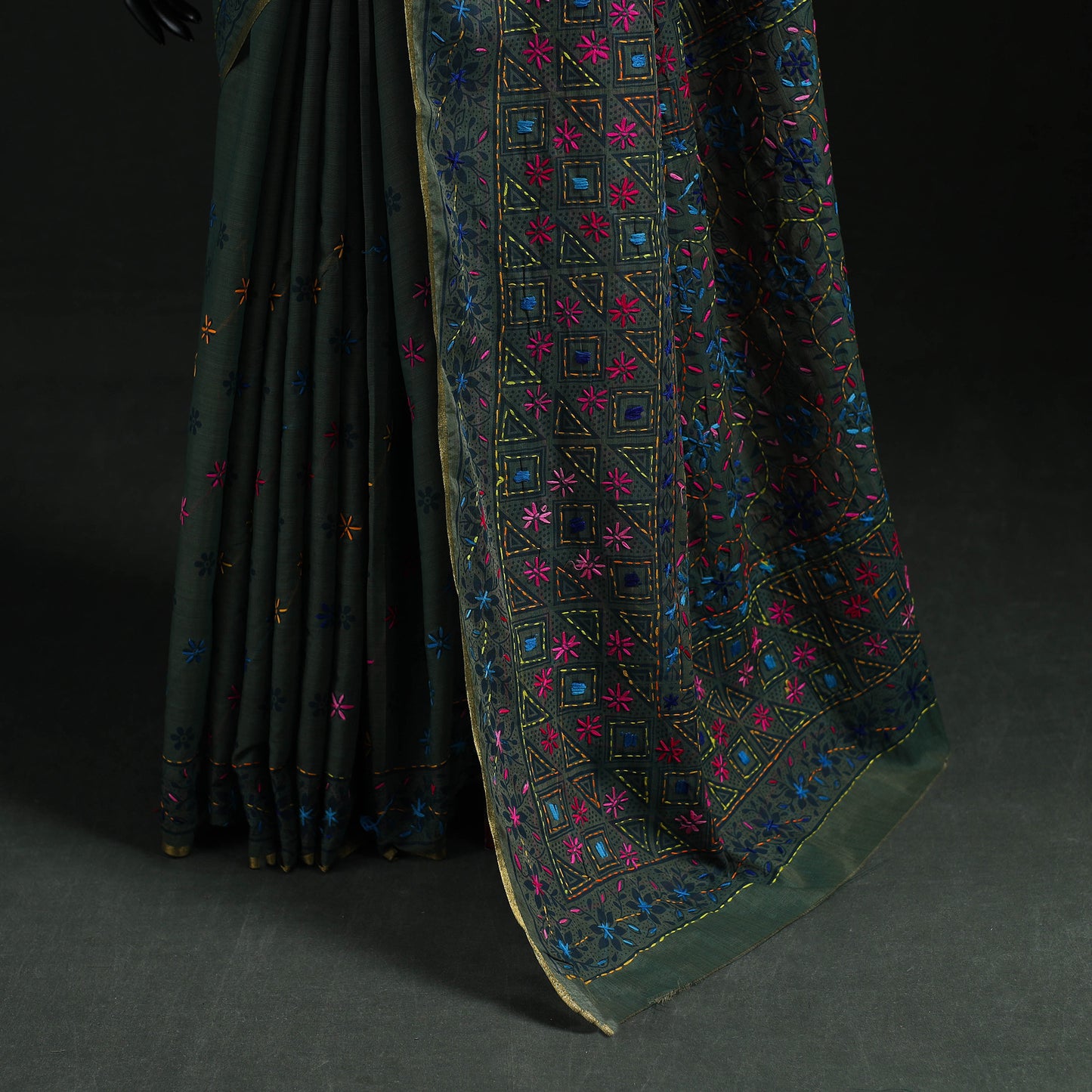 Green - Bengal Kantha Hand Embroidery Silk Cotton Chapa Work Saree 16