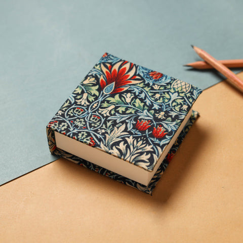 Handcrafted Classic Jumbo Floral Printed Notepad (Small) 35