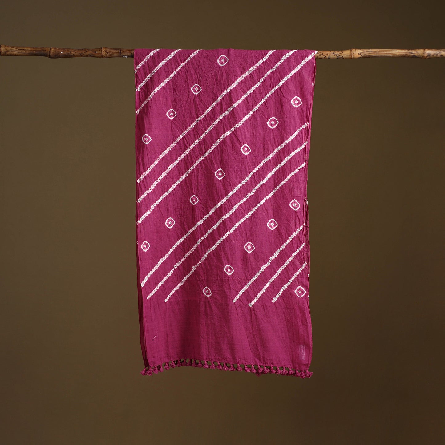 Kutch Handwoven Organic Kala Cotton Bandhani Stole 04