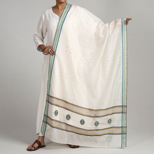 White - Traditional Chanderi Silk Handloom Zari Stripe Kamal Buta Dupatta