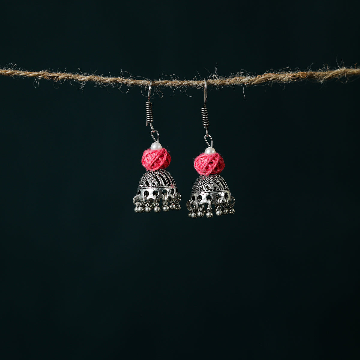 Jamdani Handloom Cotton Unstitched Dress Material: Kurta & Dupatta with Earrings 06