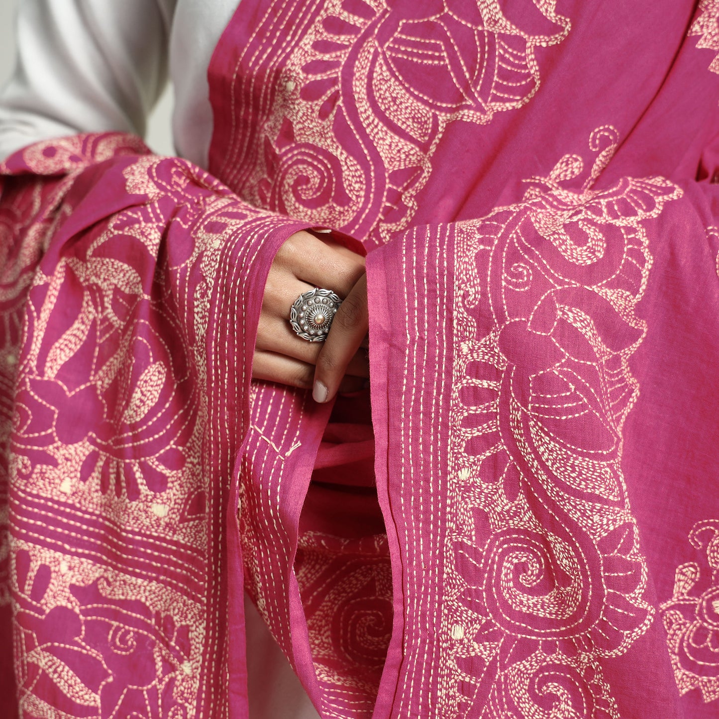 kantha embroidery dupatta