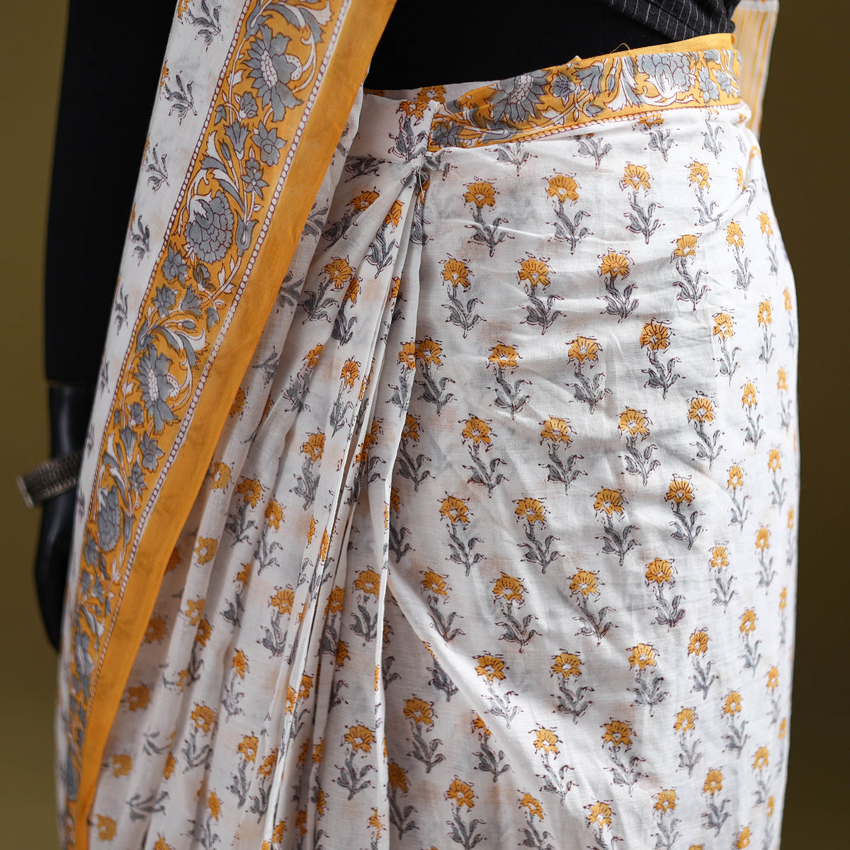 Sanganeri Hand Block Print Pure Mul Cotton Ready To Wear Saree  15
