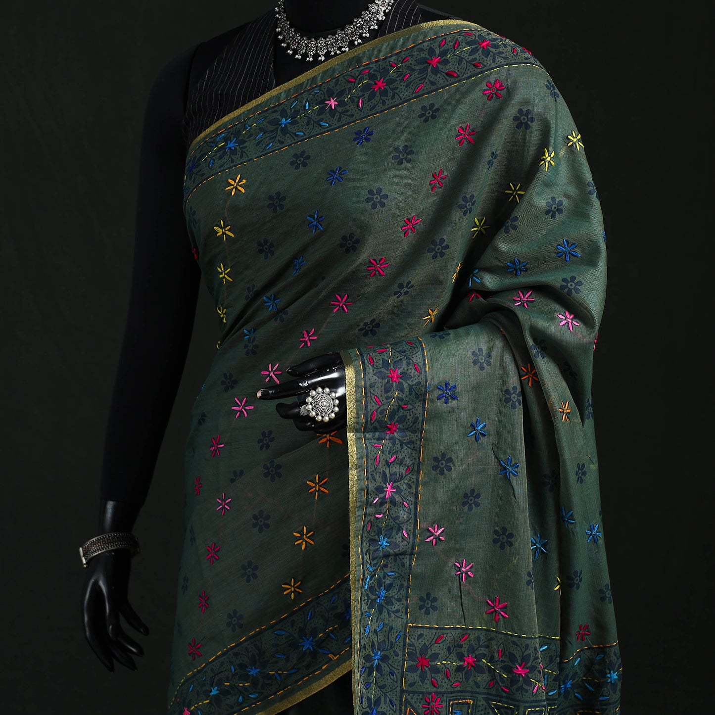 Bengal Kantha Hand Embroidery Silk Cotton Chapa Work Saree 46