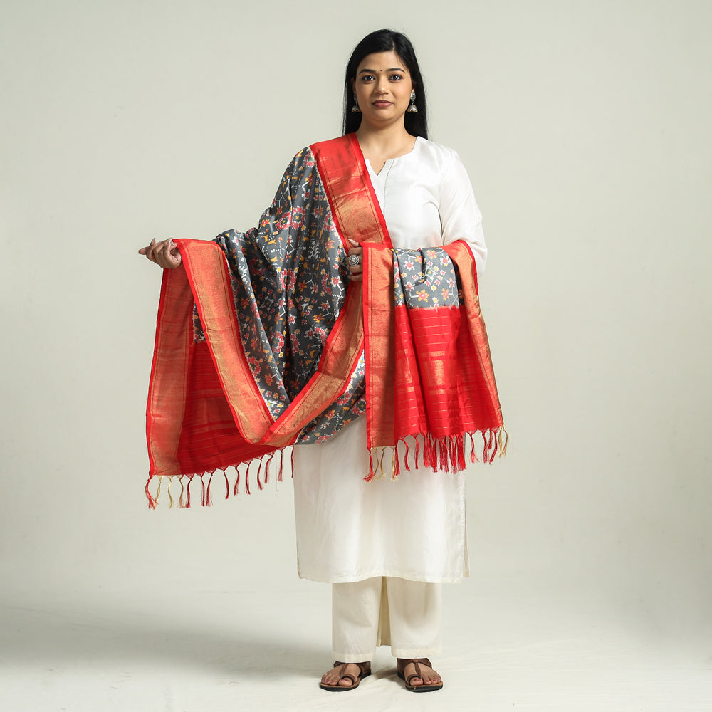 handwoven pochampally dupatta