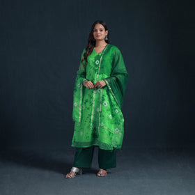 Shibori Tie-Dye Kota Doria Silk Suit Set with Dupatta for Women 24