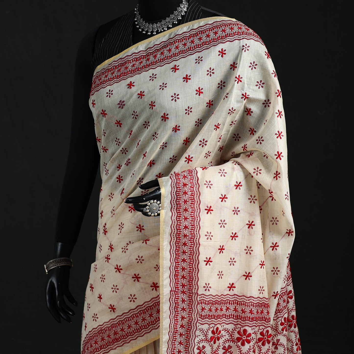 White - Bengal Kantha Hand Embroidery Silk Cotton Chapa Work Saree 48