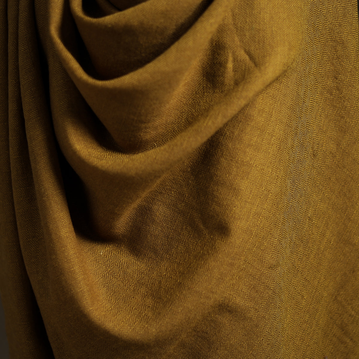 Kumaun Pure Handwoven Merino Wool Shawl for Women 04