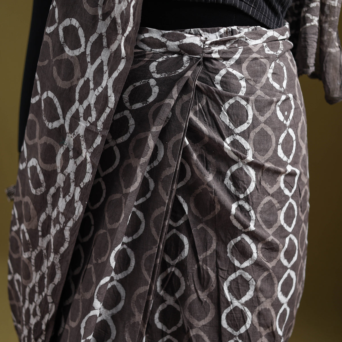Batik Hand Block Print Pure Mul Cotton Ready To Wear Saree 43