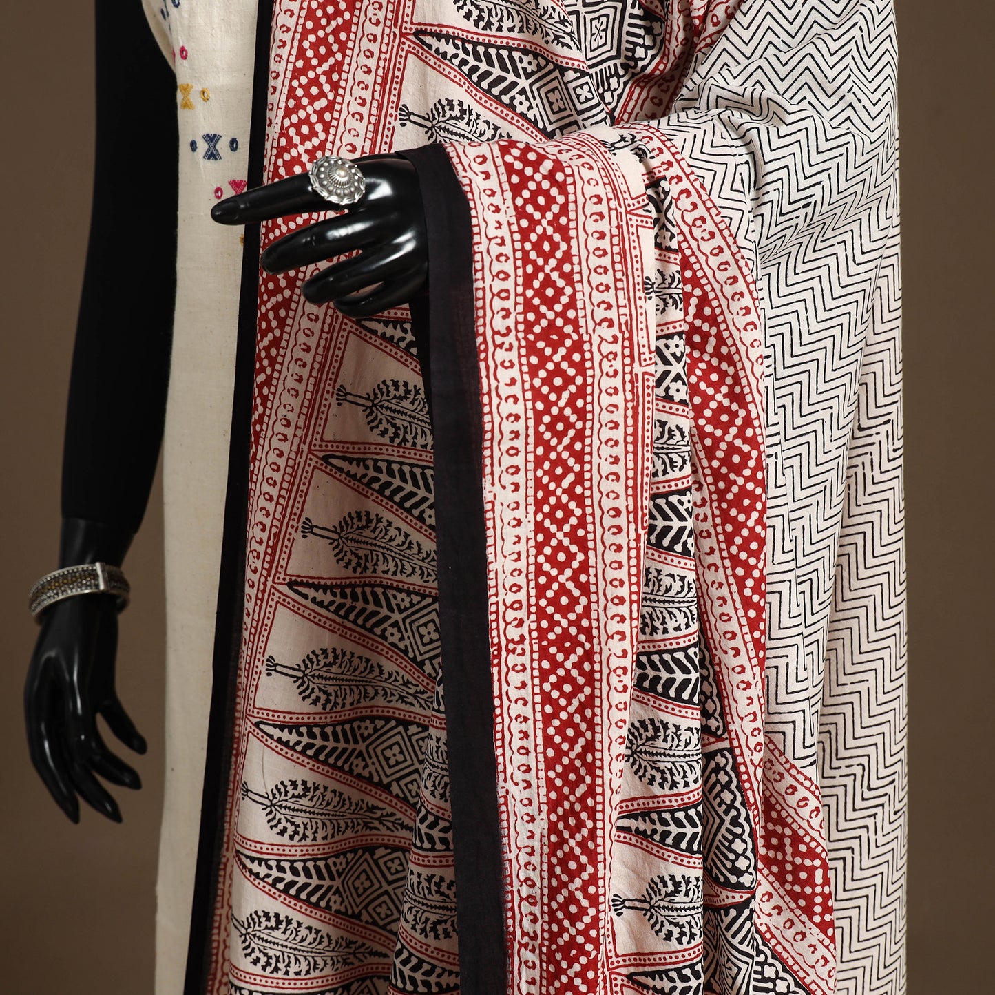 Beige - natural dyed cotton bagh dupatta 07 - handcrafted