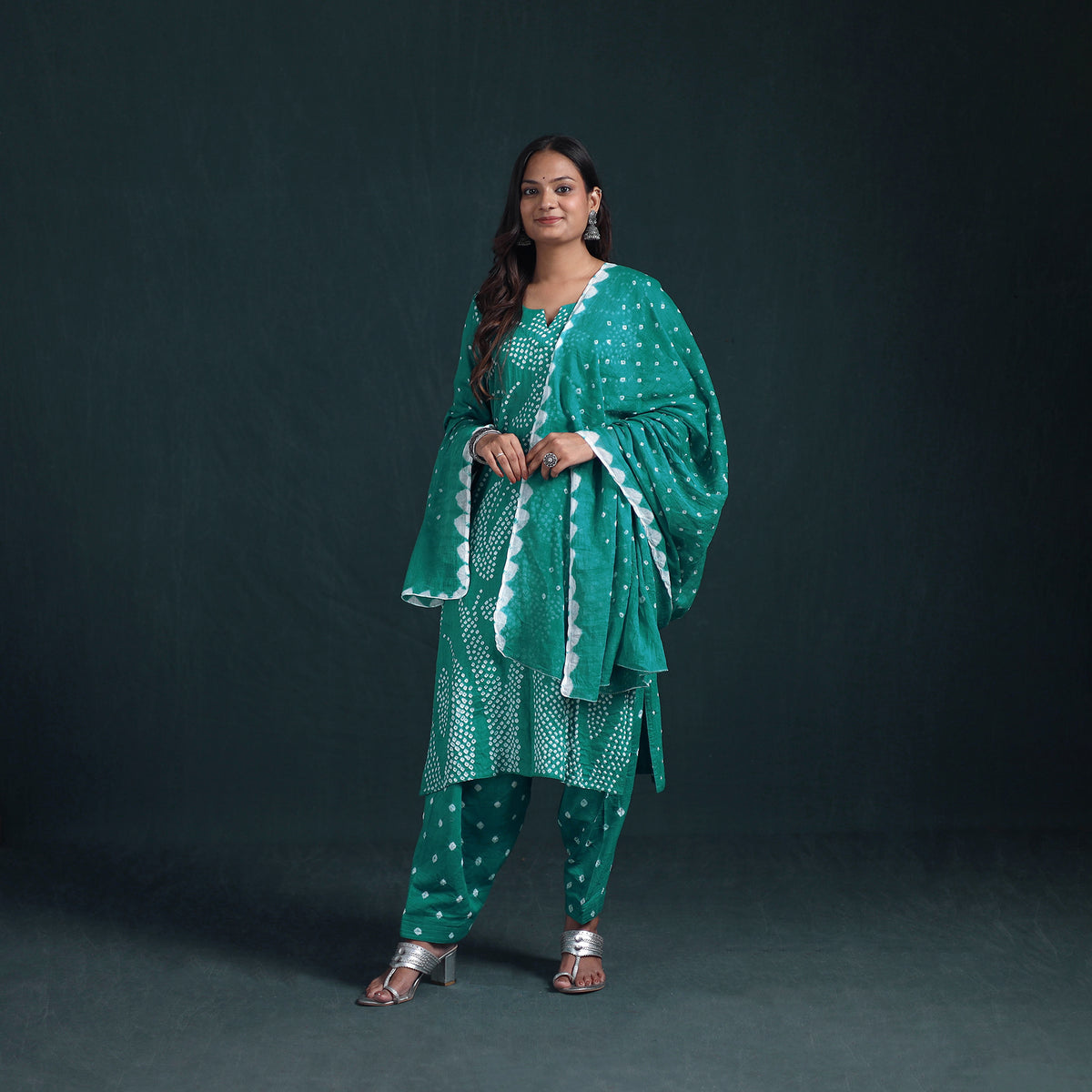Bandhani Tie-Dye Cotton Suit Set with Dupatta for Women 13
