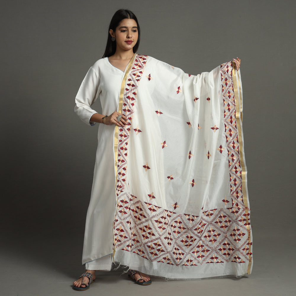 phulkari embroidery dupatta