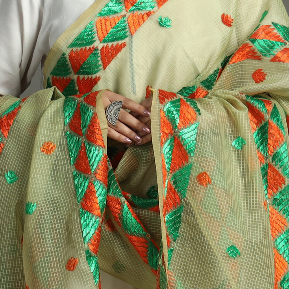 phulkari embroidery dupatta