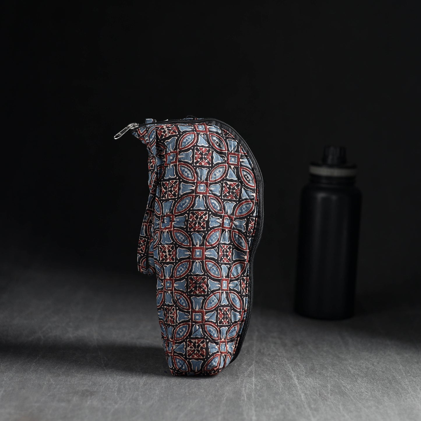 Handmade 1L Water Bottle Cover 01
