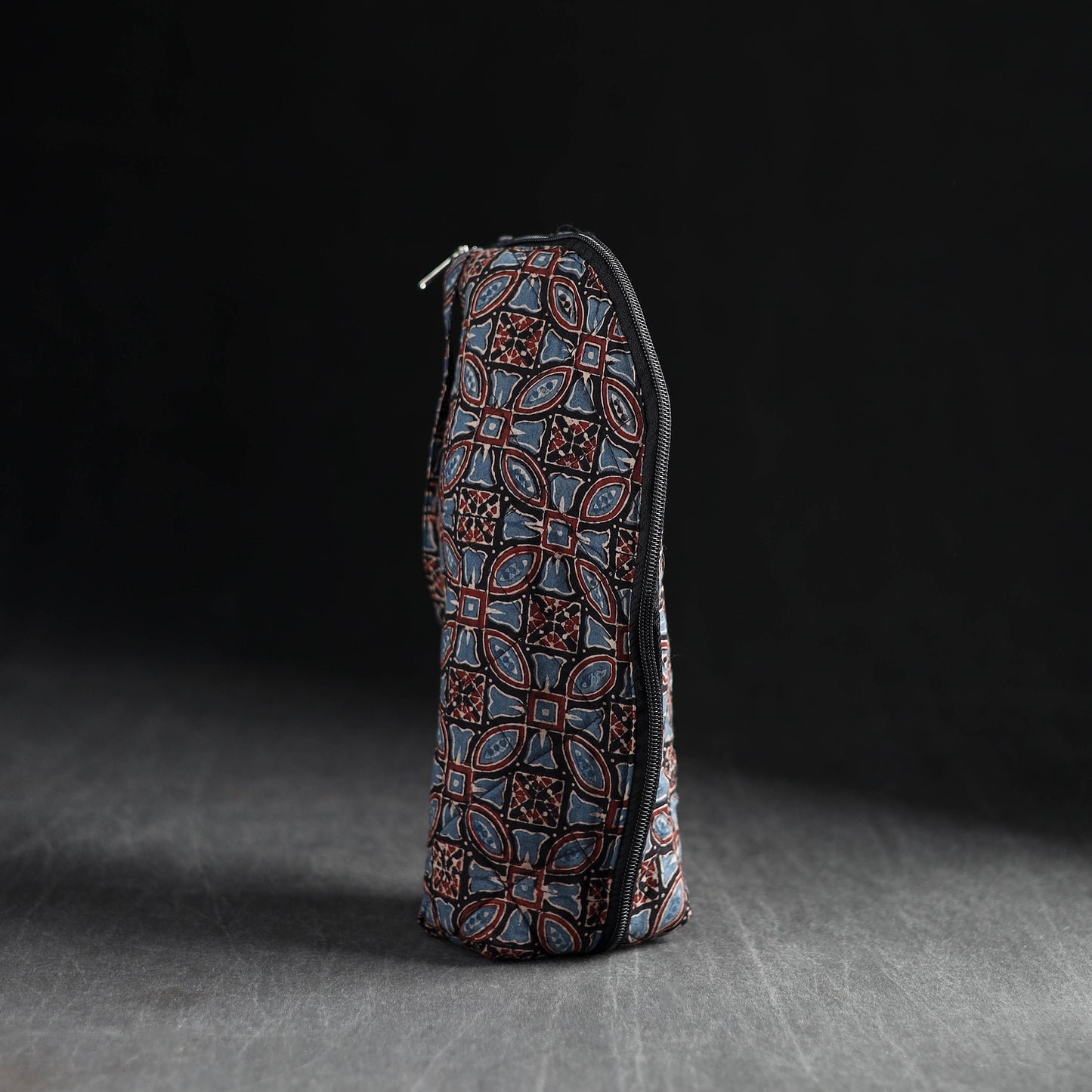Handmade 1L Water Bottle Cover 01