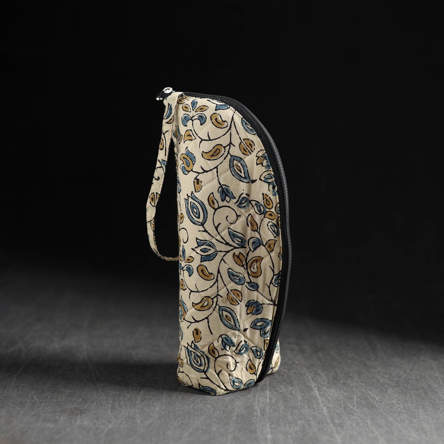 Handmade 1L Water Bottle Cover 05