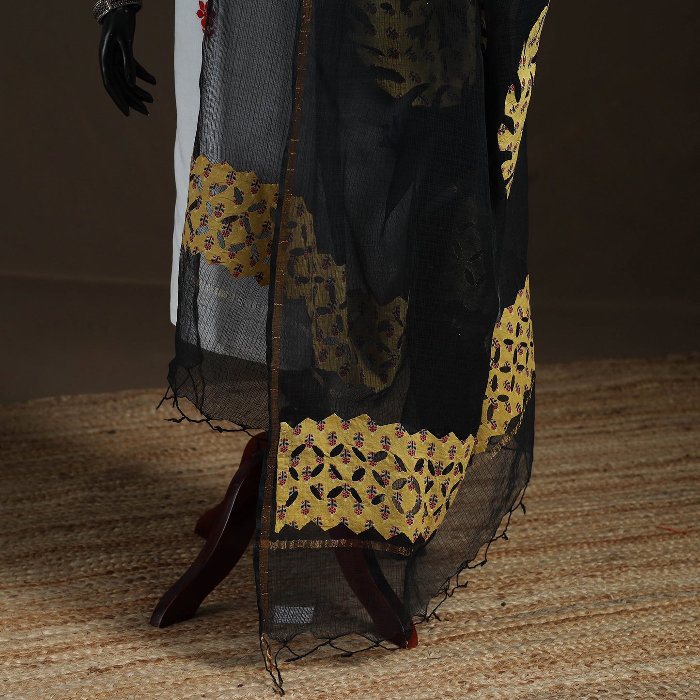 Kota Doria Cotton Barmer Applique Work Dupatta with Zari Border 08