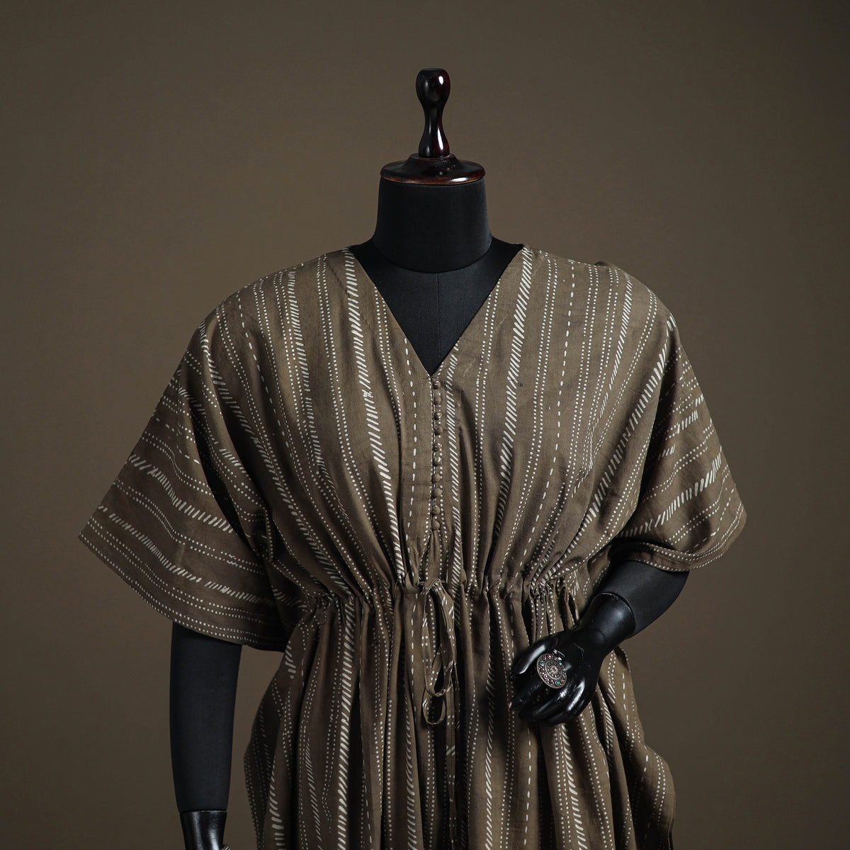 Akola Hand Block Print Natural Dyed Cotton Kaftan (Medium) 180