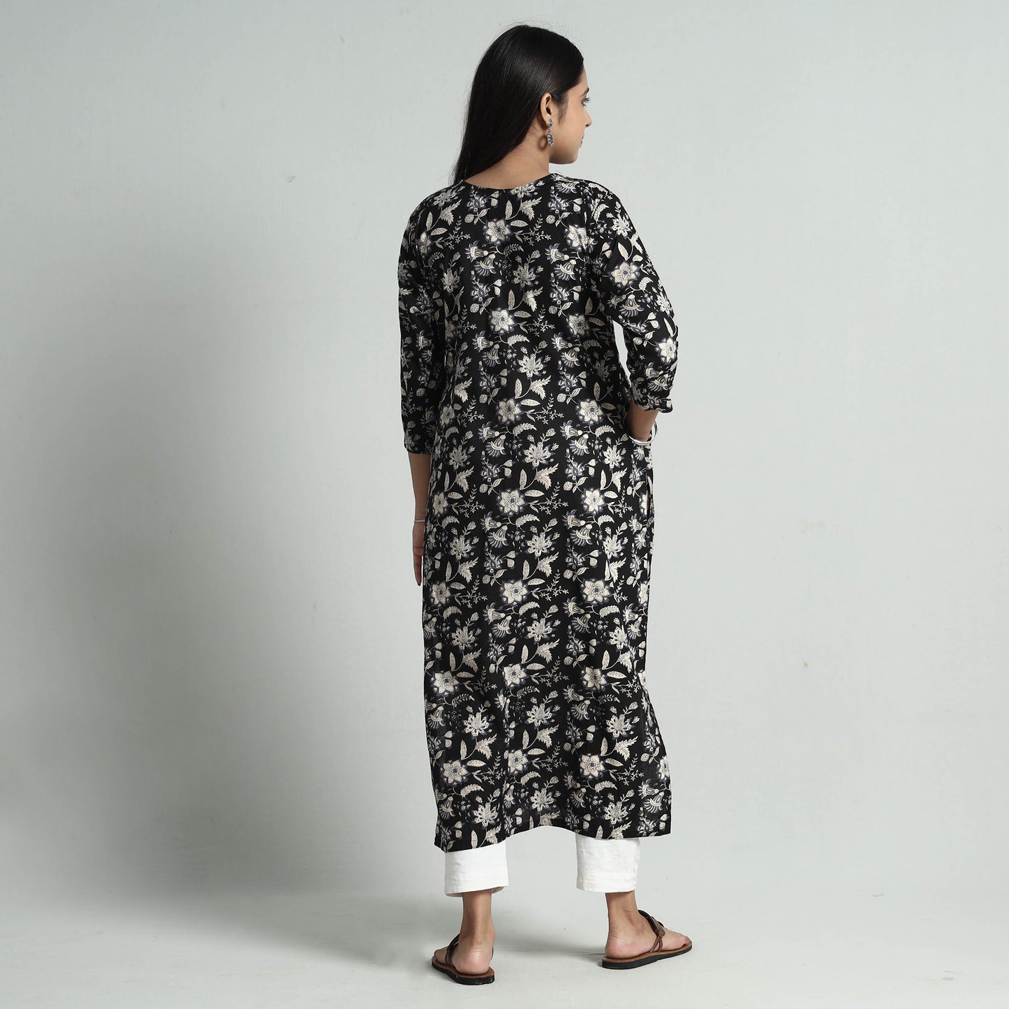 Black - Sanganeri Printed Cotton Pintuck Long Straight Kurta