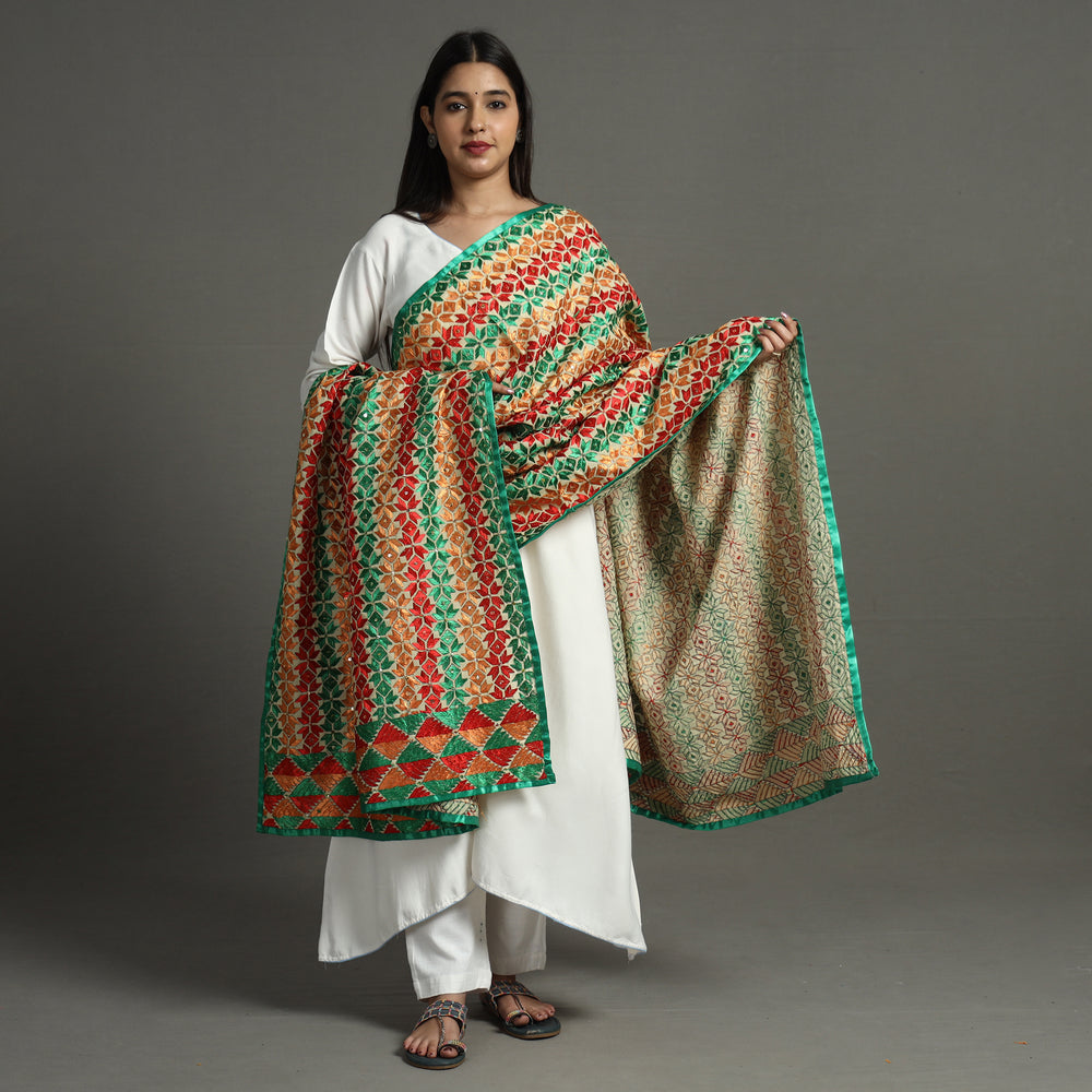 phulkari embroidery dupatta