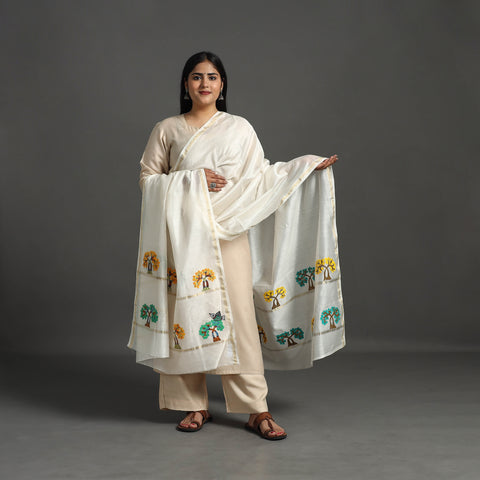 White - Original Gond Handpainted Handloom Chanderi Silk Dupatta 05