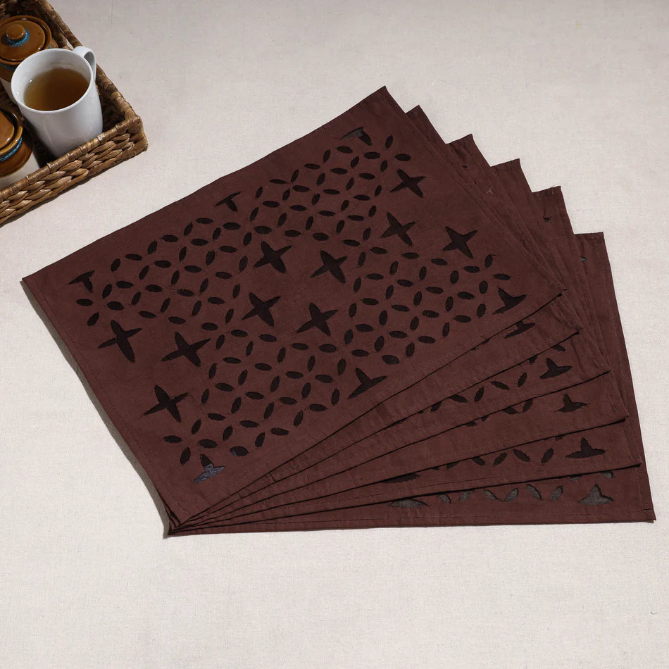 Table mats