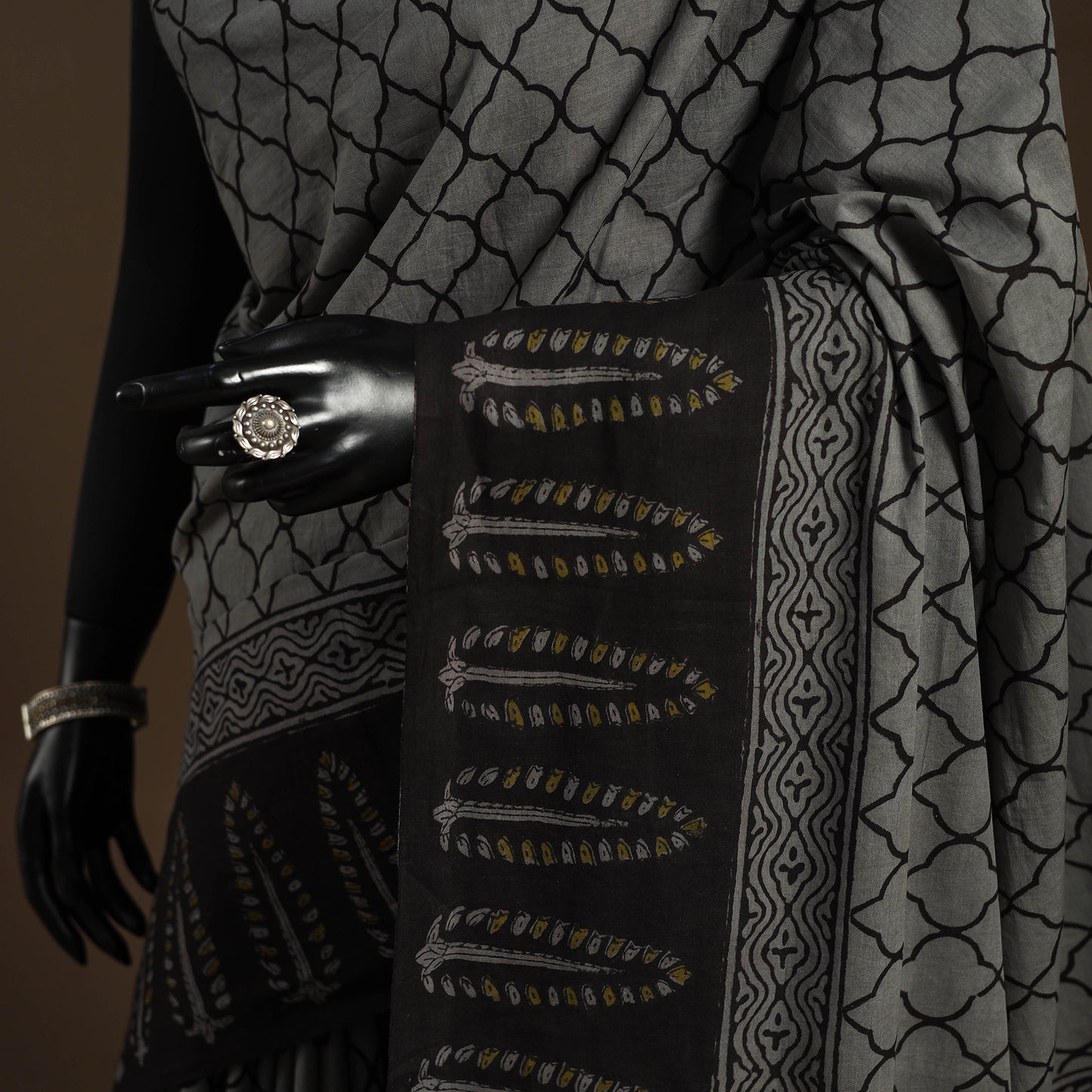 Black - mul cotton hand bagru saree 07 - handcrafted