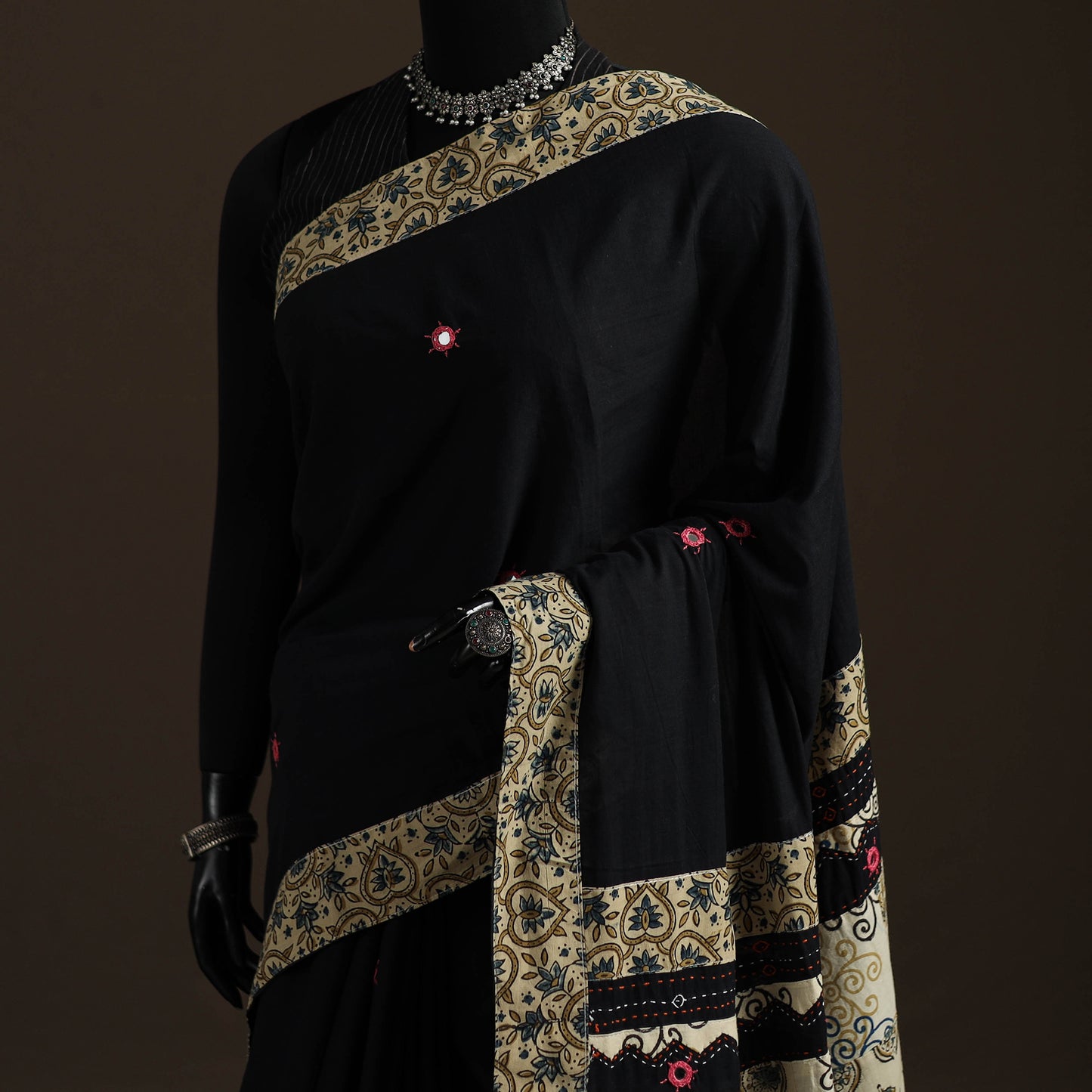 Ajrakh Hand Block Print Tagai & Mirror Patchwork Pure Mul Cotton Saree 02