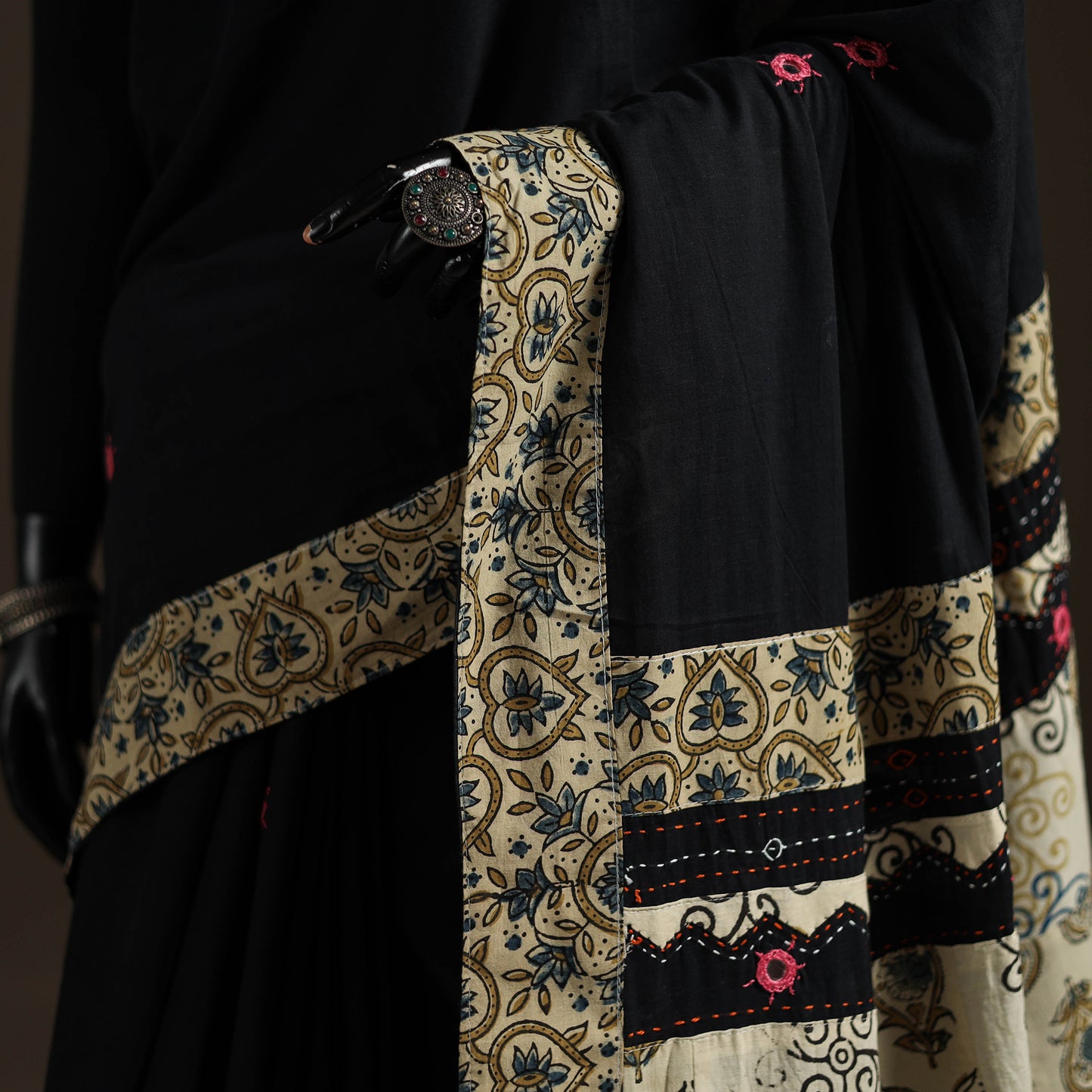 Ajrakh Hand Block Print Tagai & Mirror Patchwork Pure Mul Cotton Saree 02