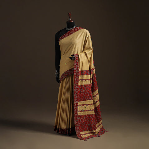 Ajrakh Hand Block Print Tagai & Mirror Patchwork Pure Mul Cotton Saree 05