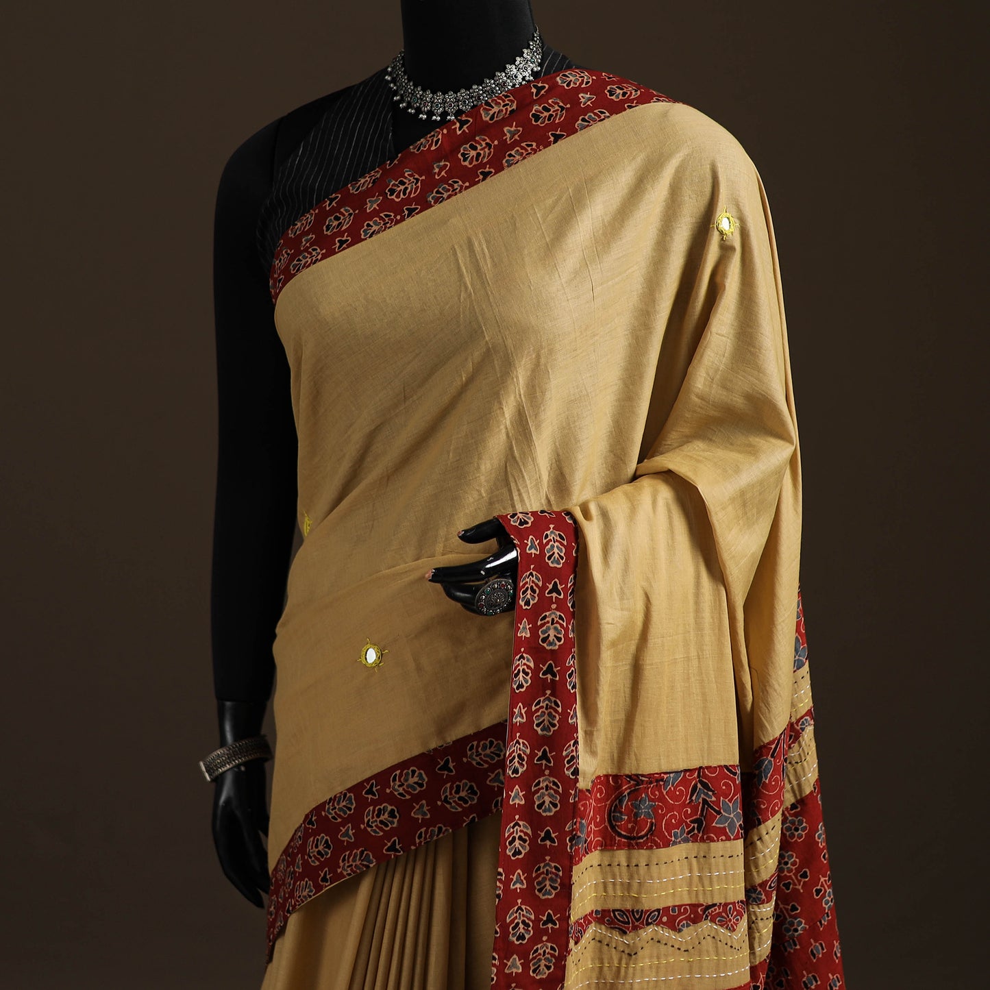 Ajrakh Hand Block Print Tagai & Mirror Patchwork Pure Mul Cotton Saree 05