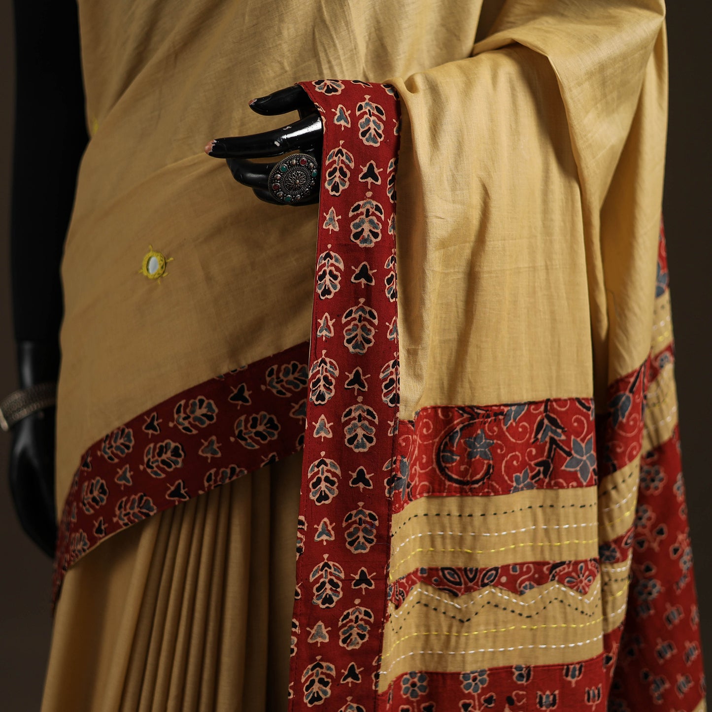 Ajrakh Hand Block Print Tagai & Mirror Patchwork Pure Mul Cotton Saree 05