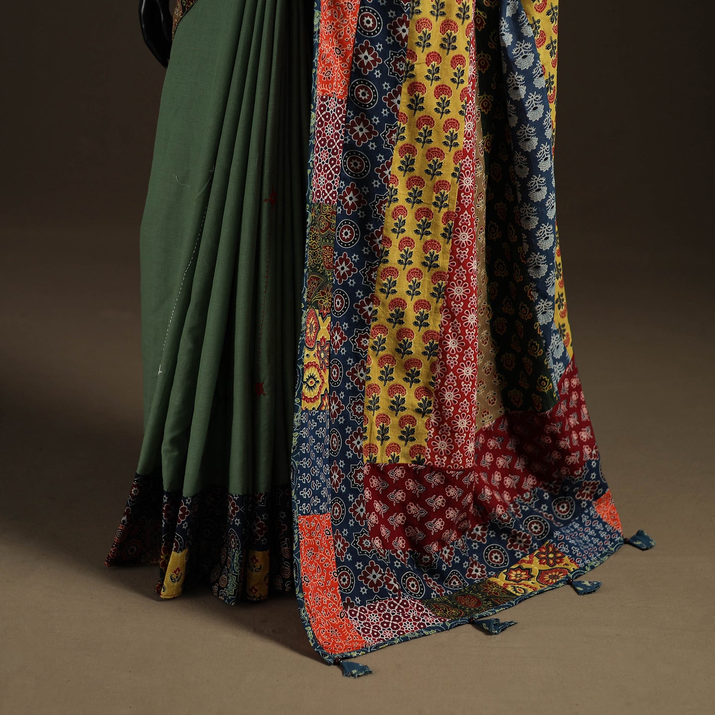 Ajrakh Hand Block Print Patchwork Pure Mul Cotton Saree 07