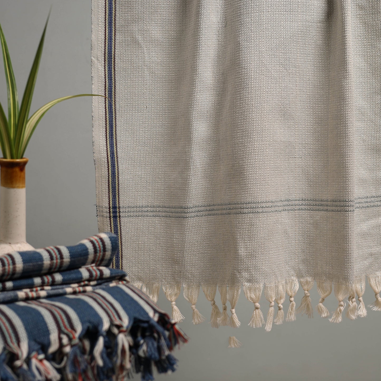 Handloom Fine Cotton Checks Bath Towel  51