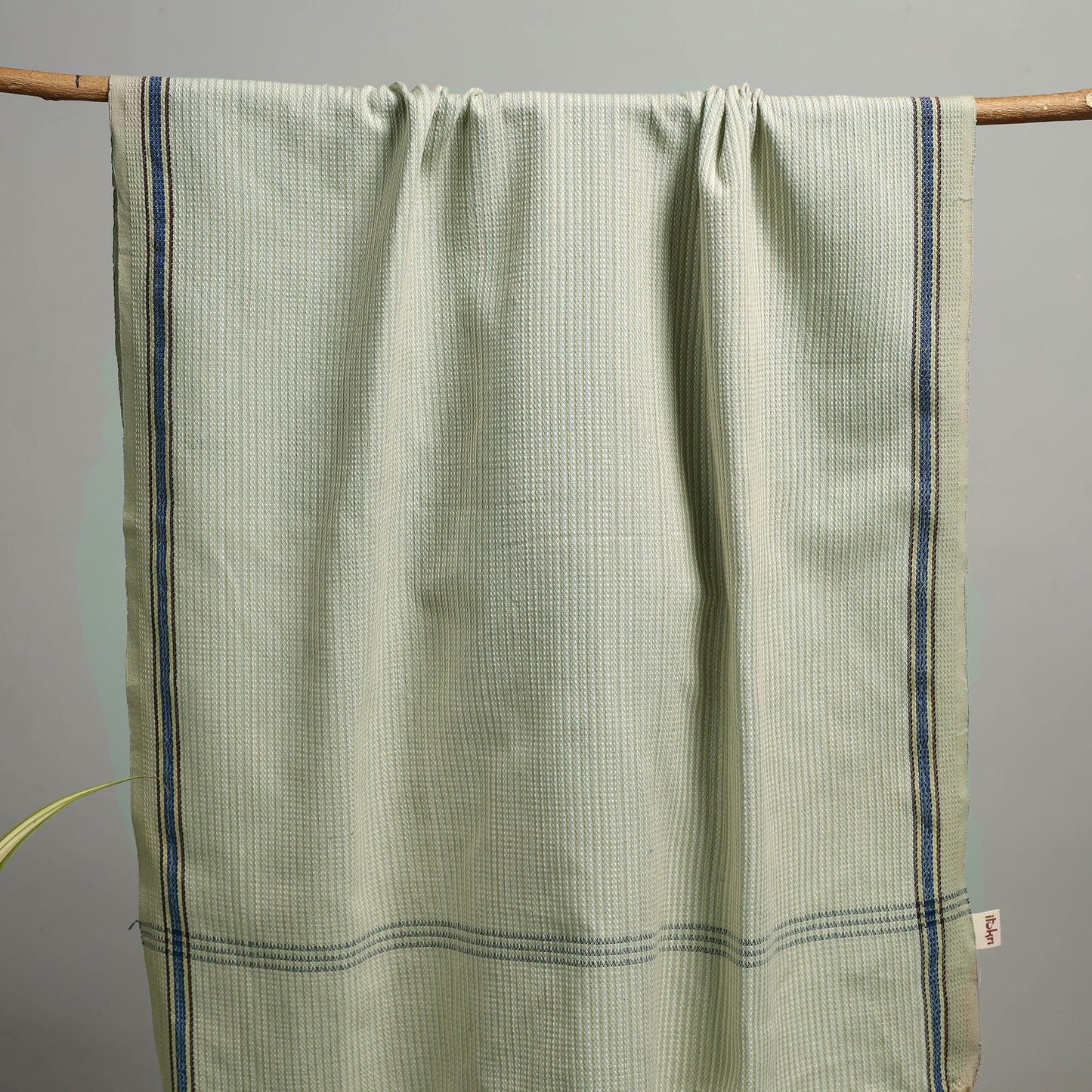 Handloom Fine Cotton Checks Bath Towel  52
