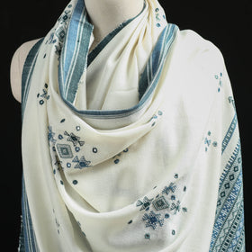 Kutch Handwoven Mirror Work Chomuk Buta Acrylic Wool Shawl 01