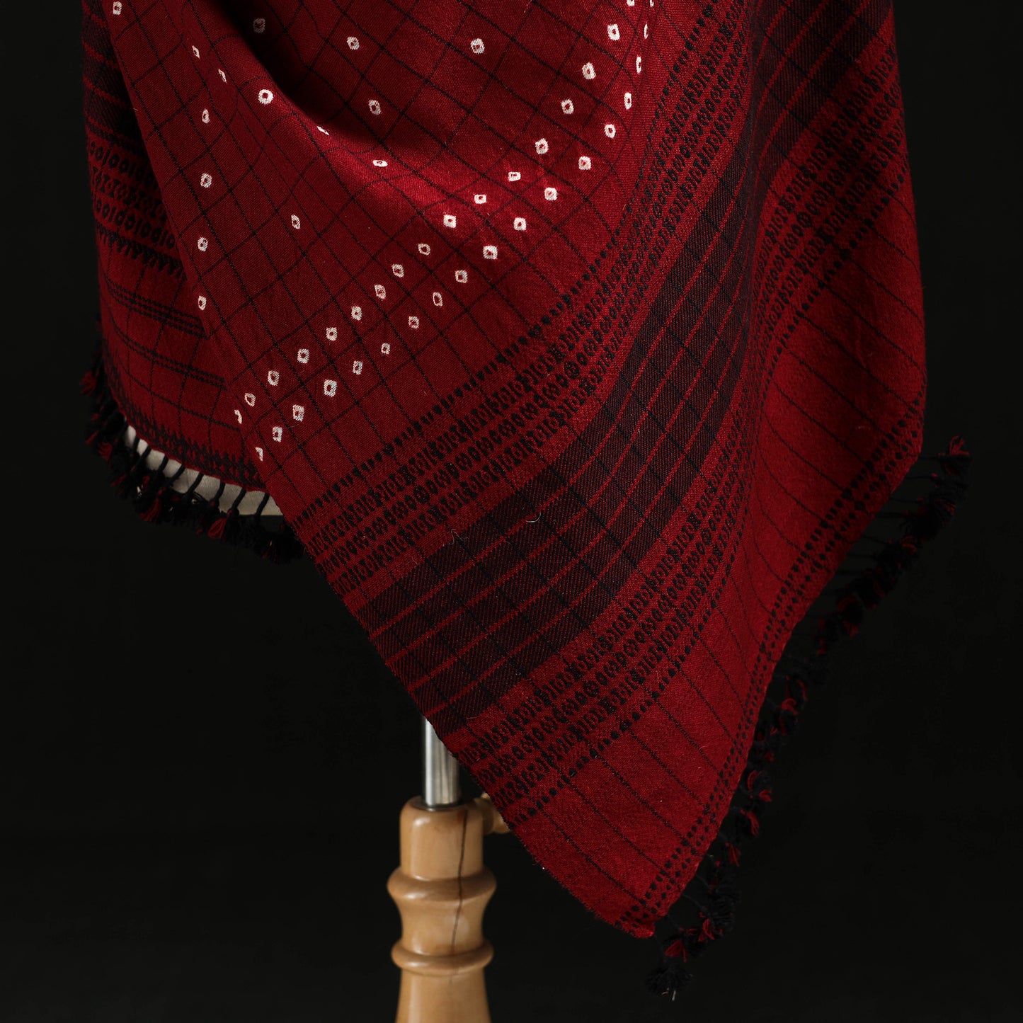 Kutch Handwoven Clamp Dyed Checks Bandhani Merino Wool Shawl 04