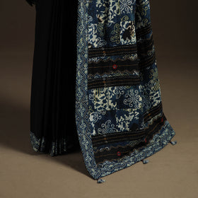 Ajrakh Hand Block Print Tagai & Mirror Patchwork Pure Mul Cotton Saree 11