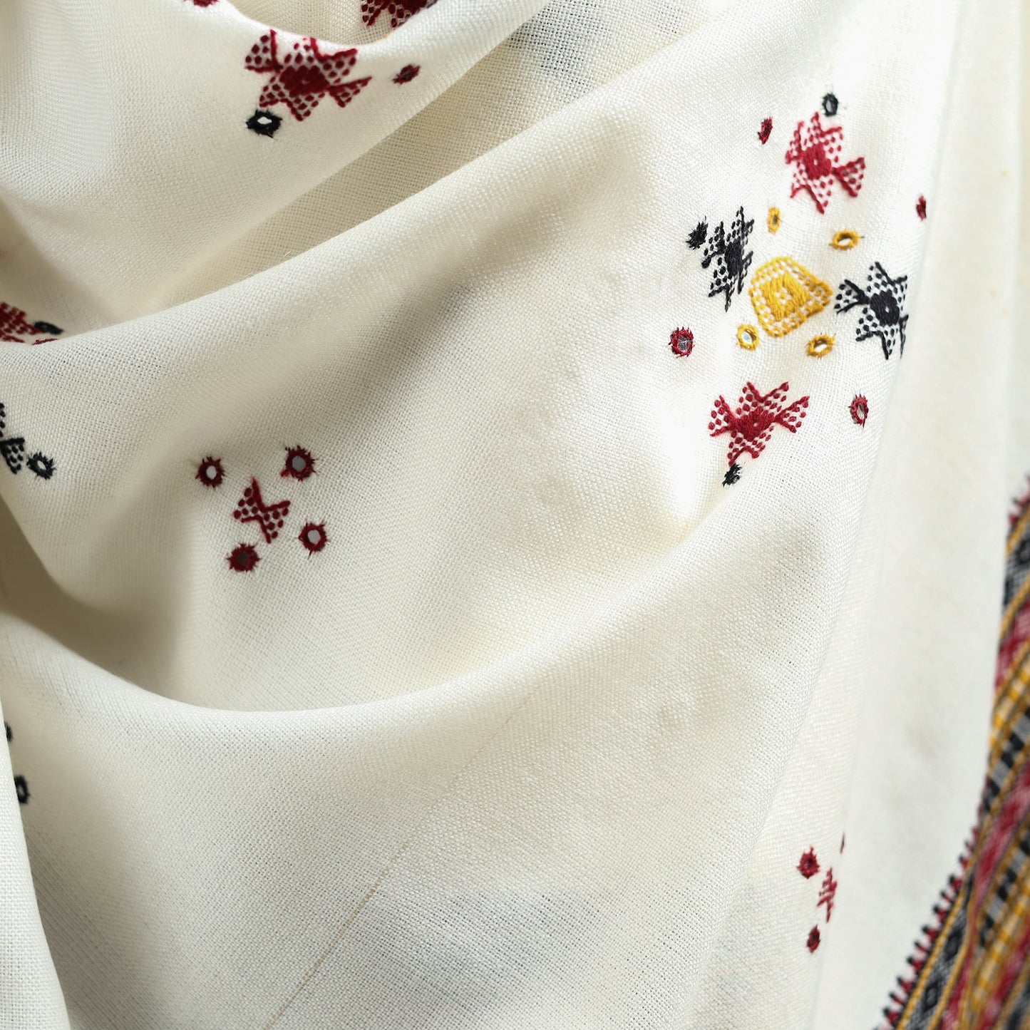 White - Kutch Handwoven Mirror Work Chomuk Buta Acrylic Wool Shawl 02