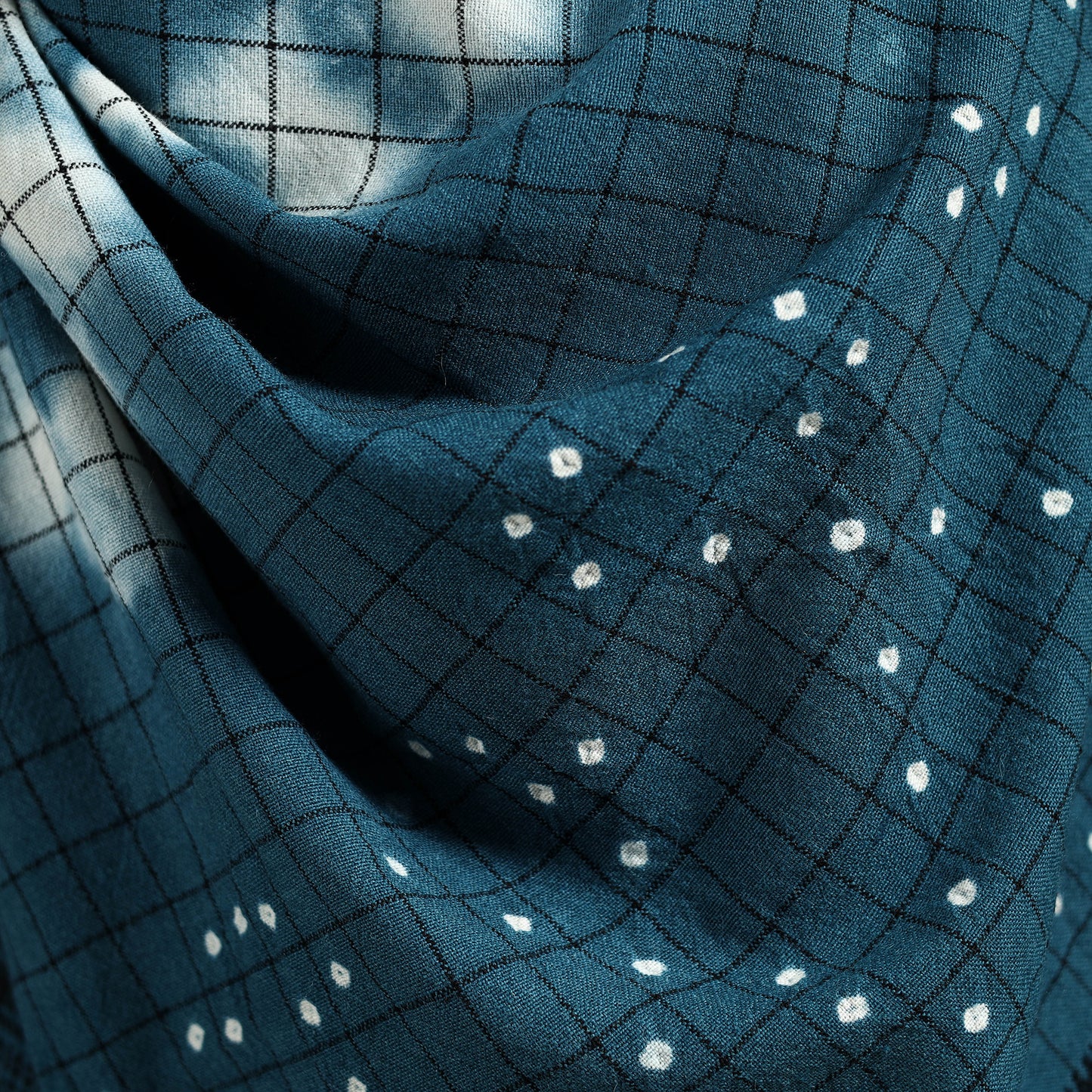 Kutch Handwoven Clamp Dyed Checks Bandhani Merino Wool Shawl 07