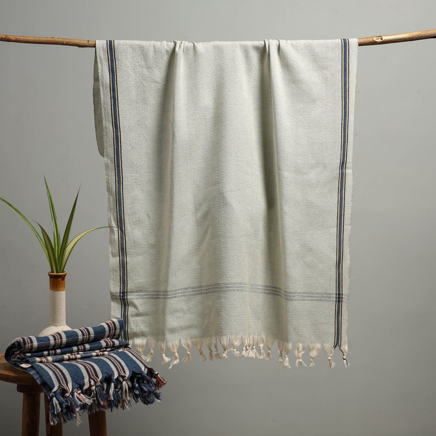 Handloom Fine Cotton Checks Bath Towel  55