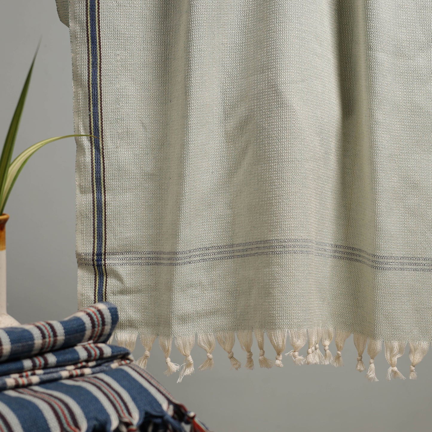Handloom Fine Cotton Checks Bath Towel  59