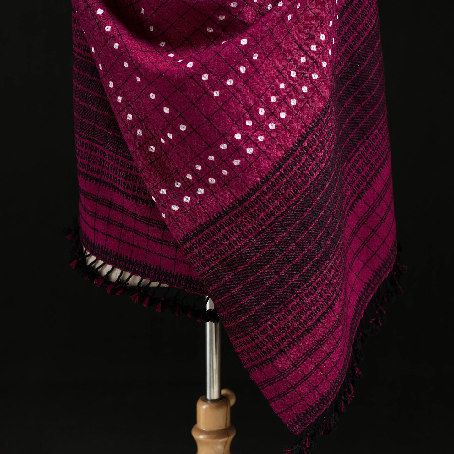 Kutch Handwoven Clamp Dyed Checks Bandhani Merino Wool Shawl 08