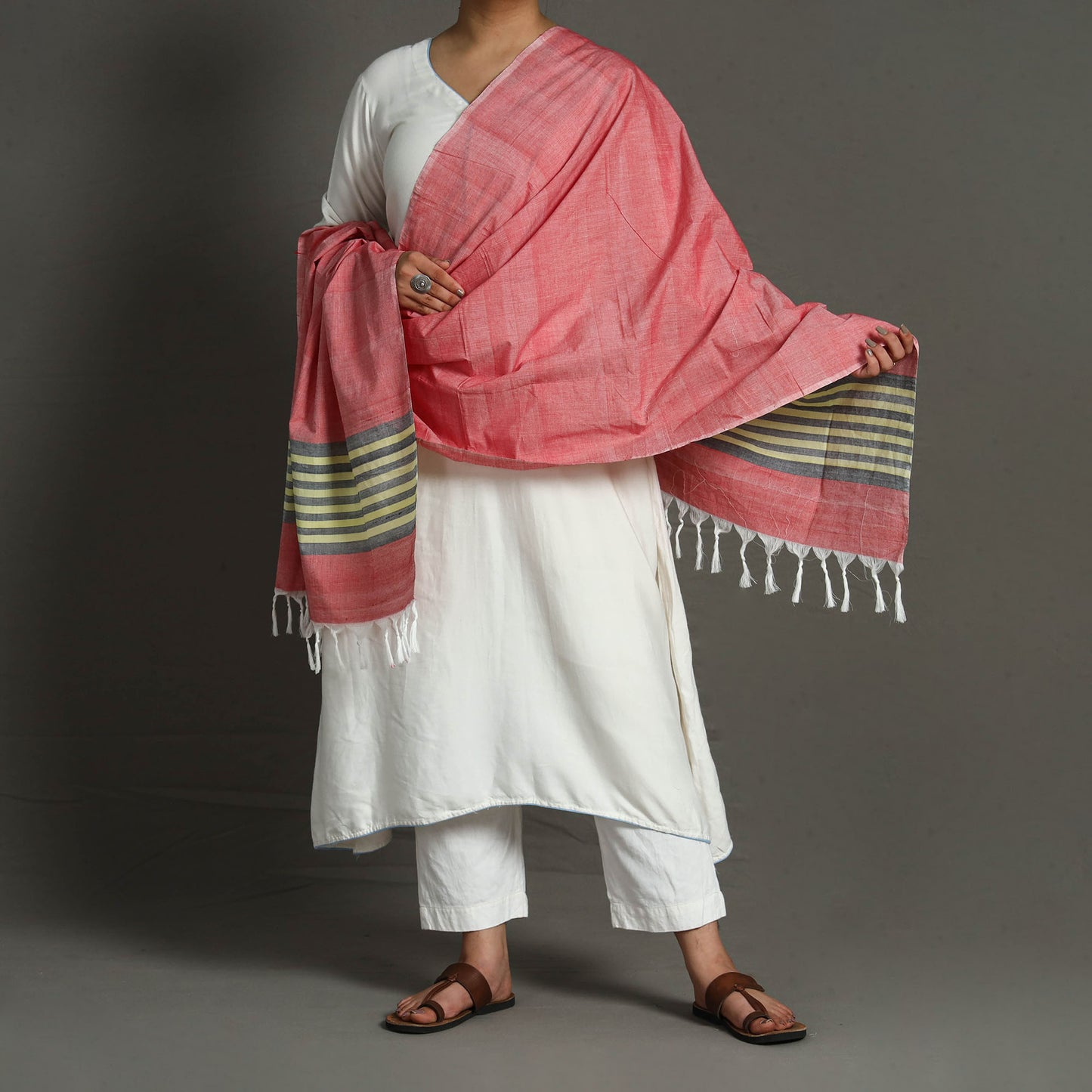 Pink - Chendamangalam Kuriappilly Handloom Cotton Dupatta 01