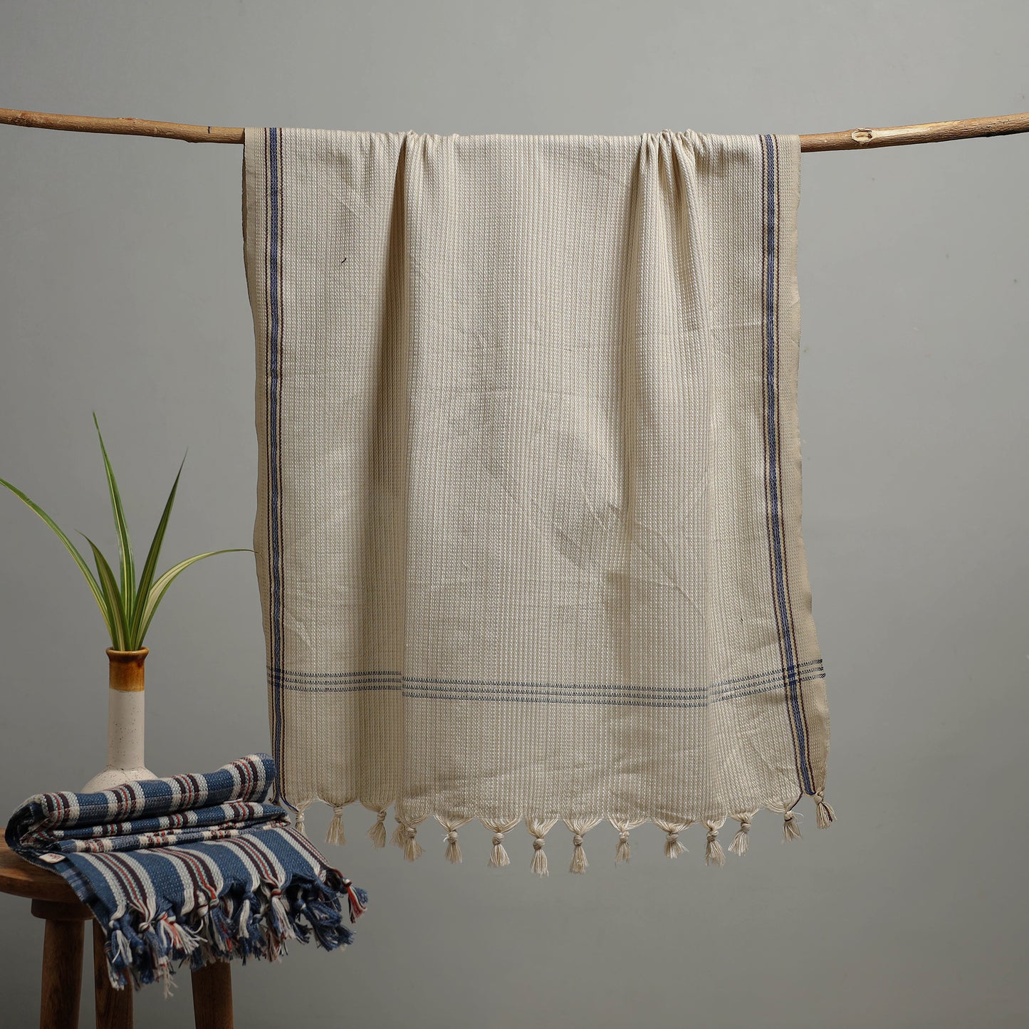 Handloom Fine Cotton Checks Bath Towel  61