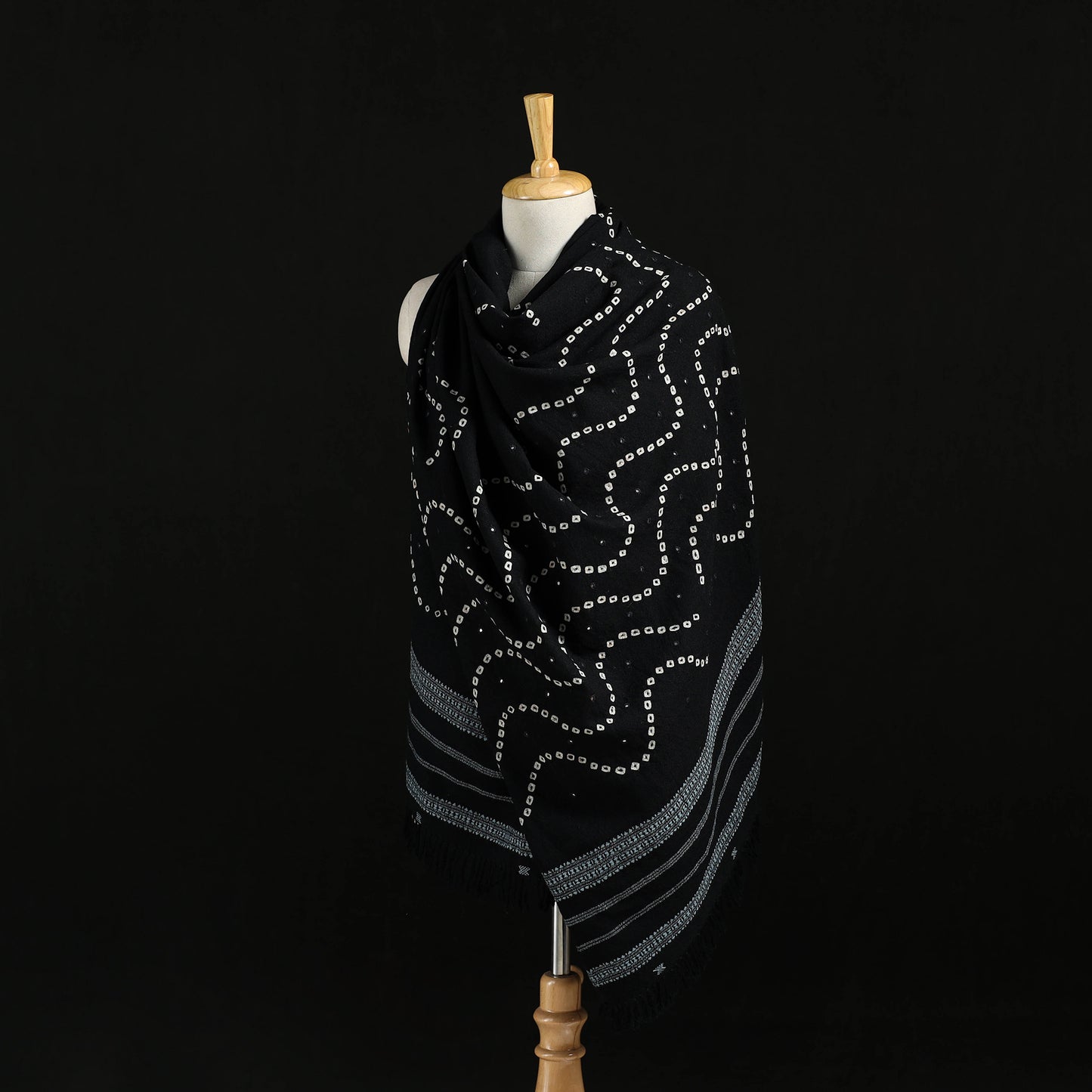 Kutch Handwoven Bandhani Mirror Work Merino Wool Shawl 18