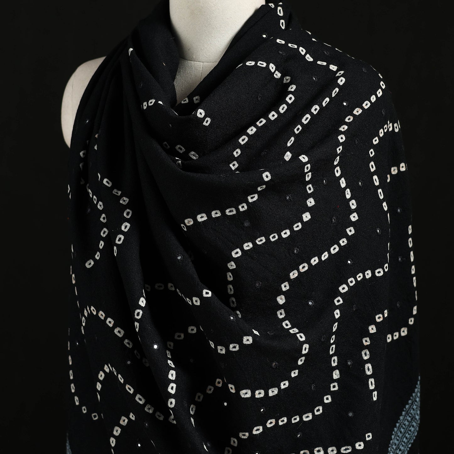 Kutch Handwoven Bandhani Mirror Work Merino Wool Shawl 18