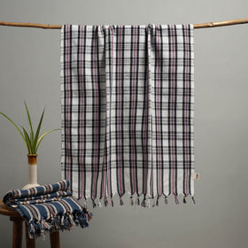 Handloom Fine Cotton Checks Bath Towel  69
