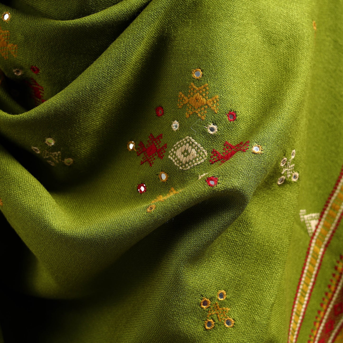 Kutch Handwoven Mirror Work Chomuk Buta Acrylic Wool Shawl 12